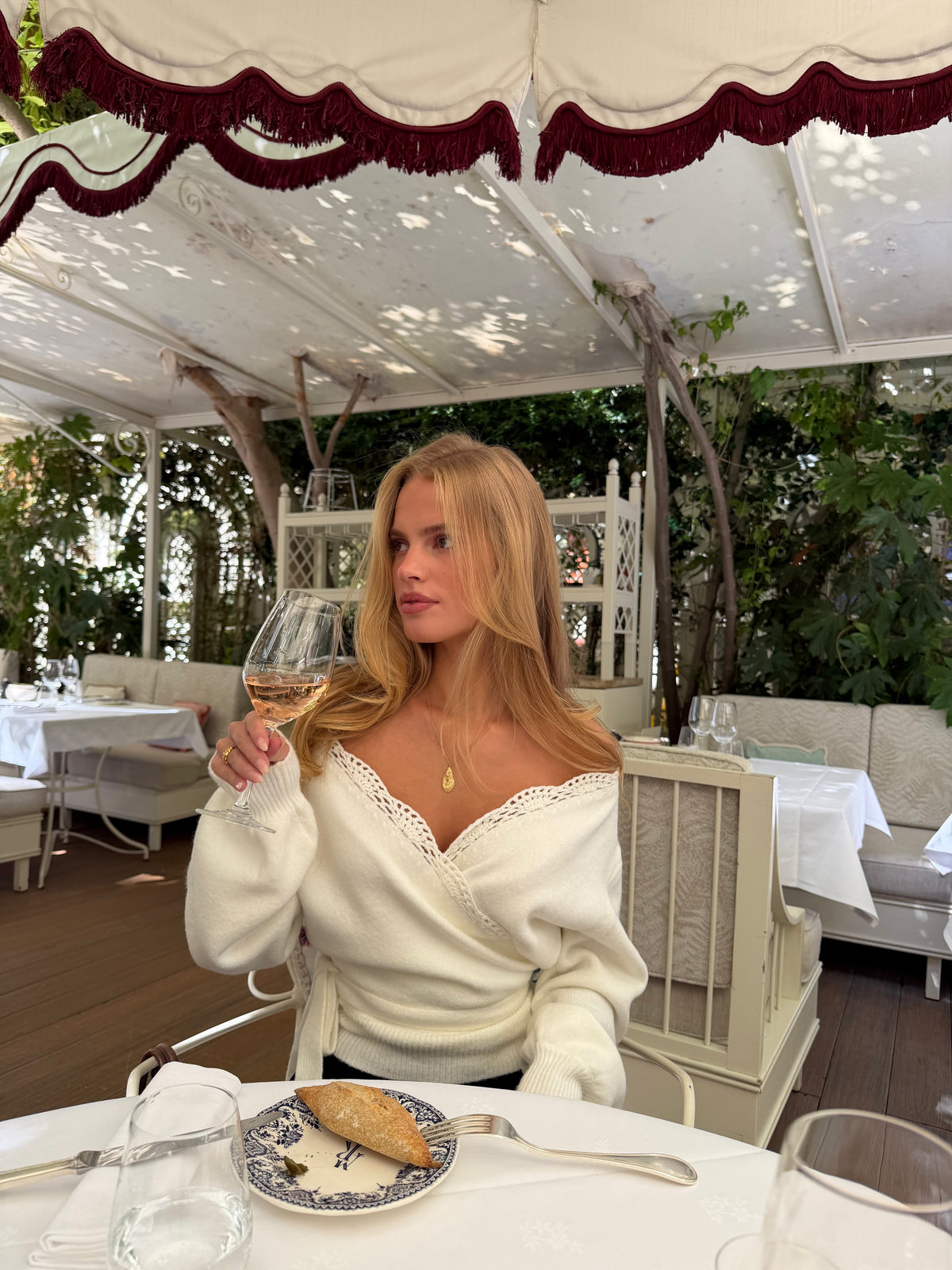 Wool crochet wrap cardigan - hvid