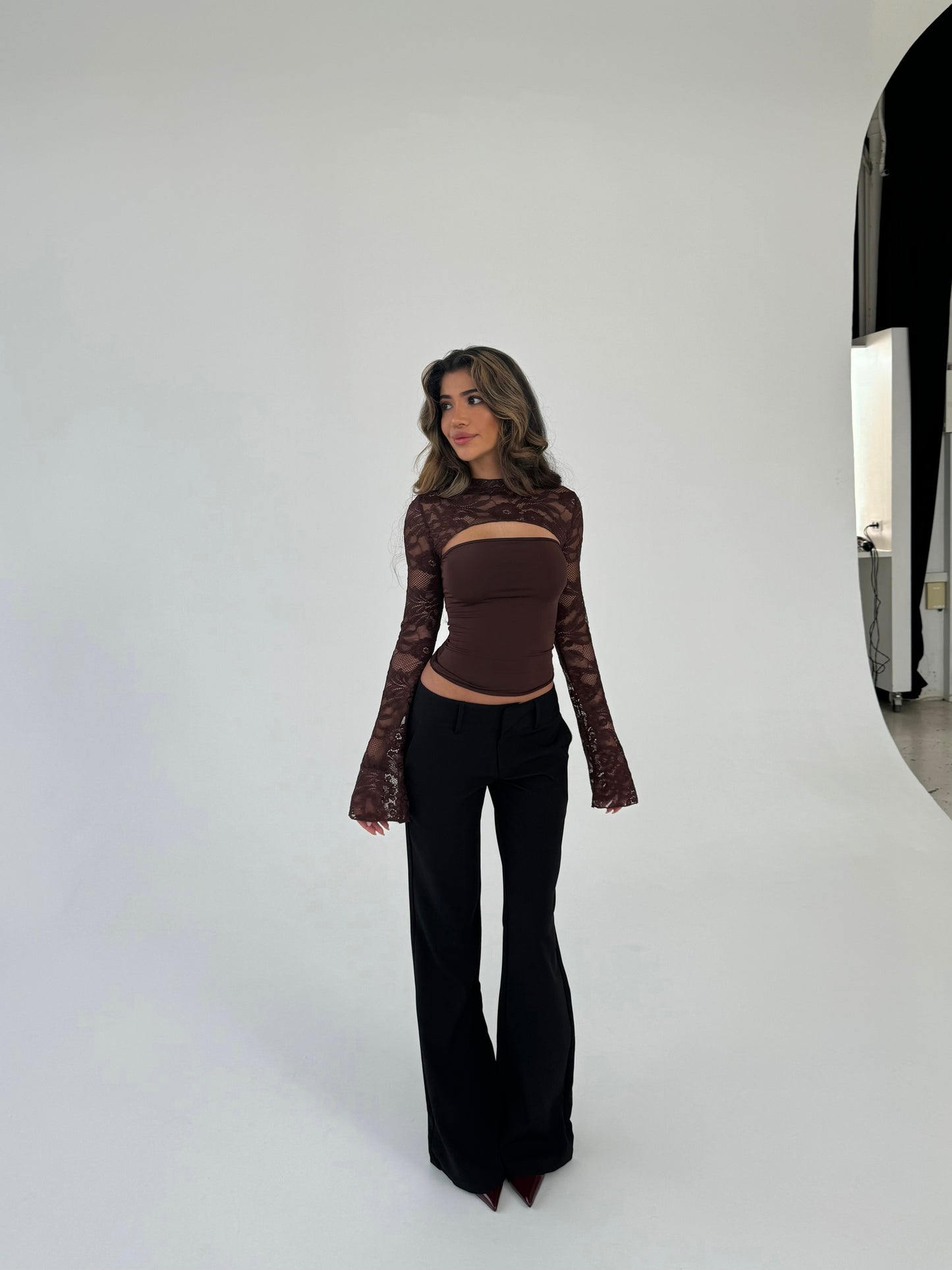 Lara lace long sleeve top - mørk brun