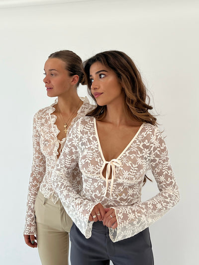 Bow lace top - cream