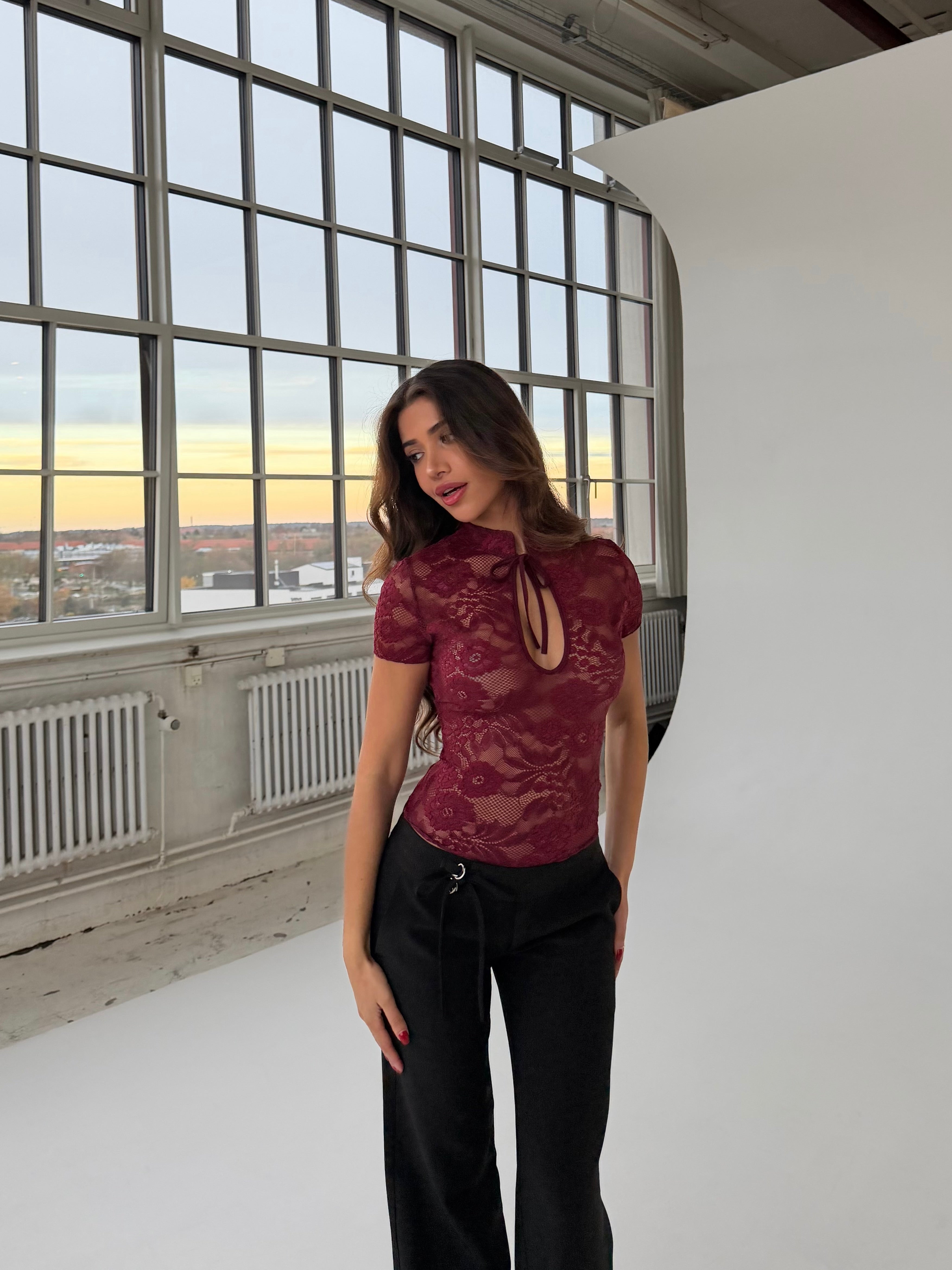 Cleo lace tee - bordeaux