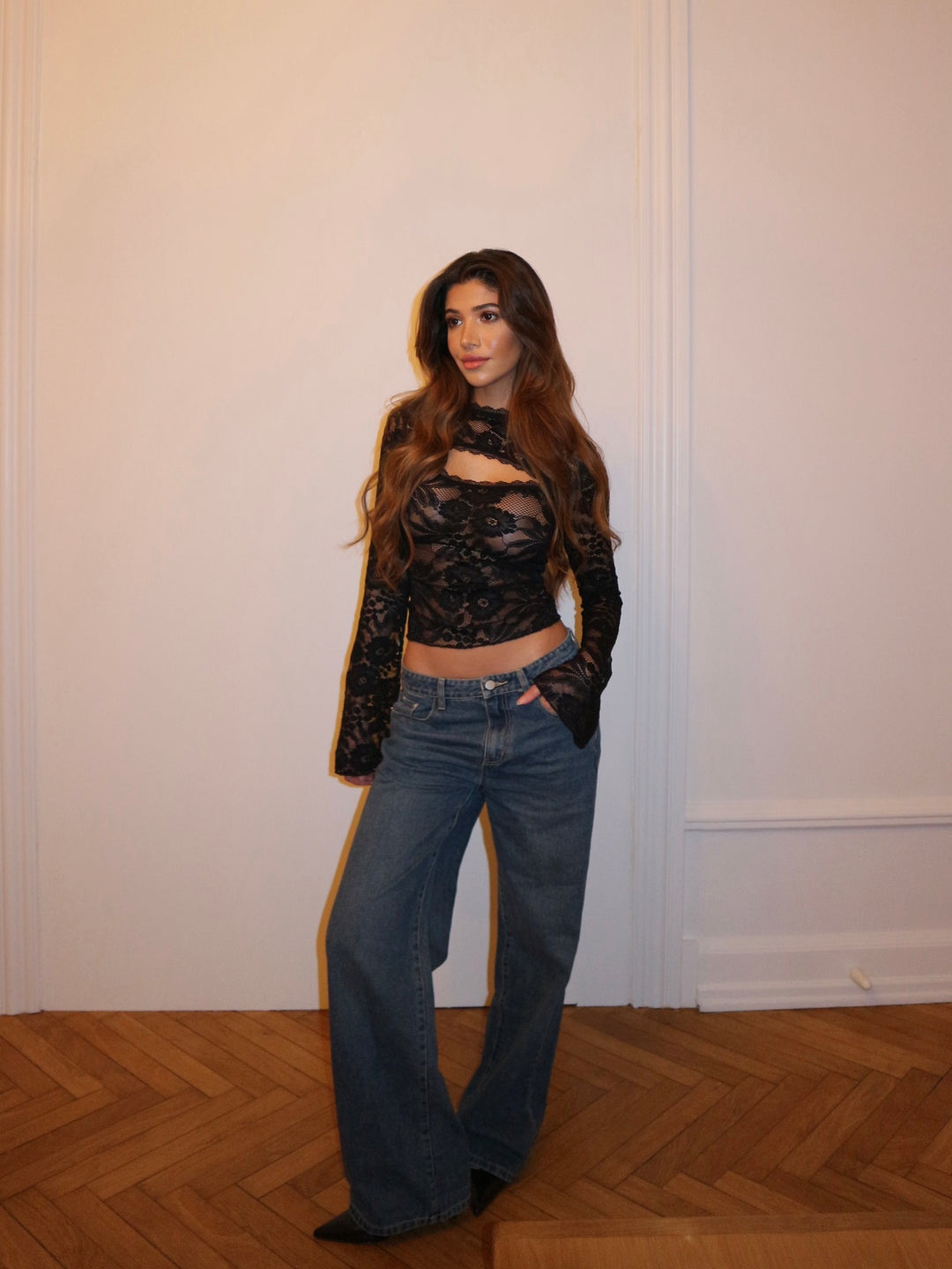 Pretty Lace Top Sort